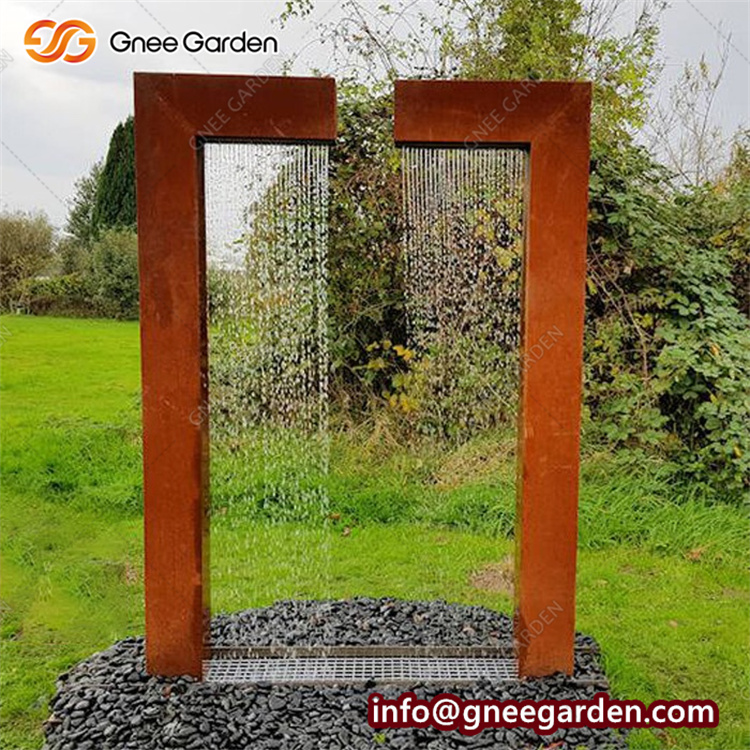 Corten Steel Garden Water Feature Art Decoration Vertical Water Wall Fountain