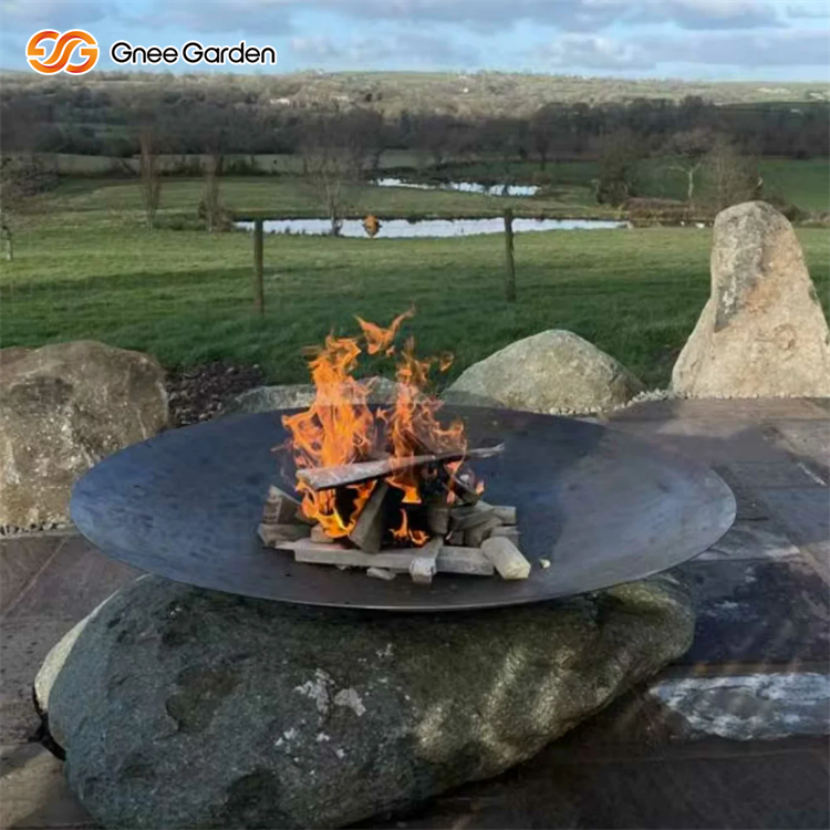 Outdoor Bonfire Round Metal Fire Pit